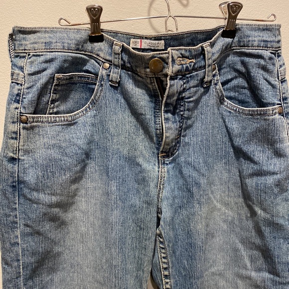 Lee Riders Jeans 8 petite - Picture 4 of 5